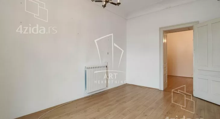 Četvoroiposoban stan | 4zida