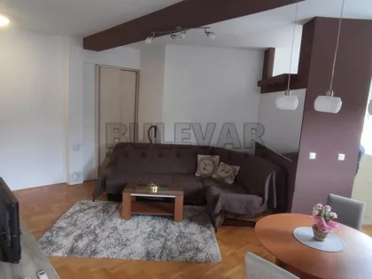 Prvomajska | 4zida.rs