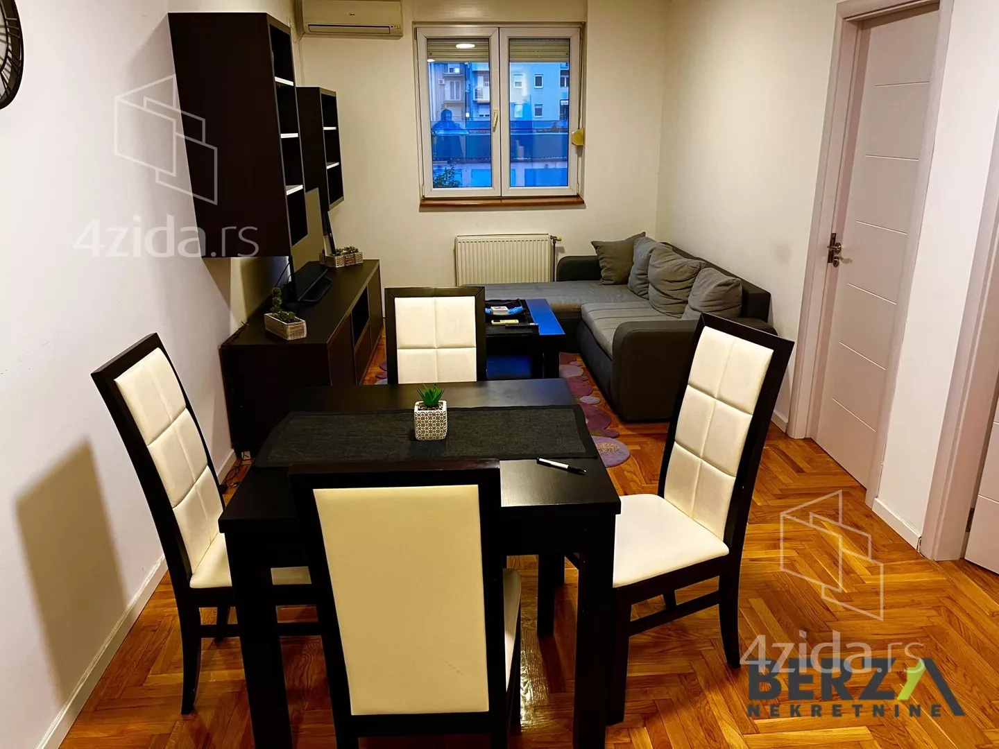 Dvoiposoban stan | 4zida