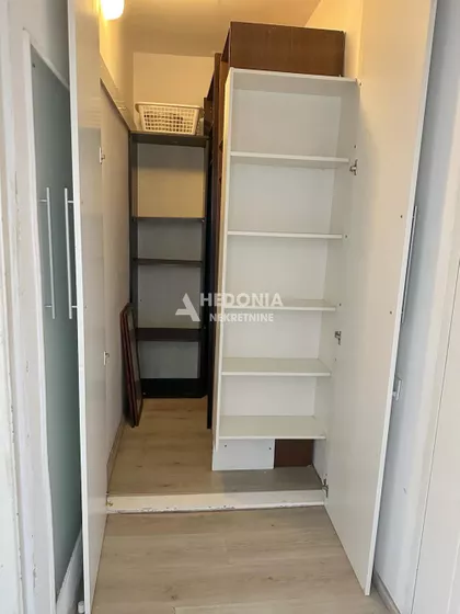 Admirala Geprata | 4zida.rs