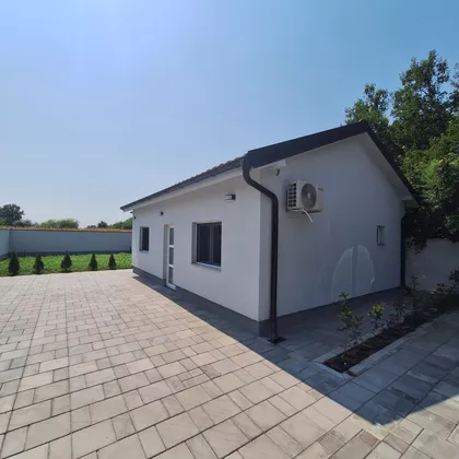 Vere Miščević 21 | 4zida.rs