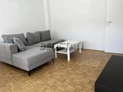 Bulevar Maršala Tolbuhina | 4zida.rs