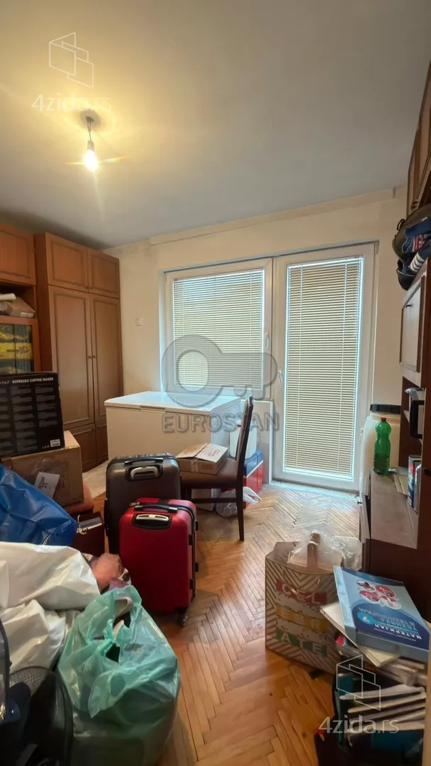 Petosoban stan | 4zida