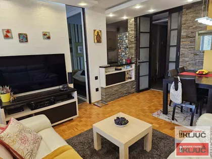 Bulevar Oslobođenja | 4zida.rs