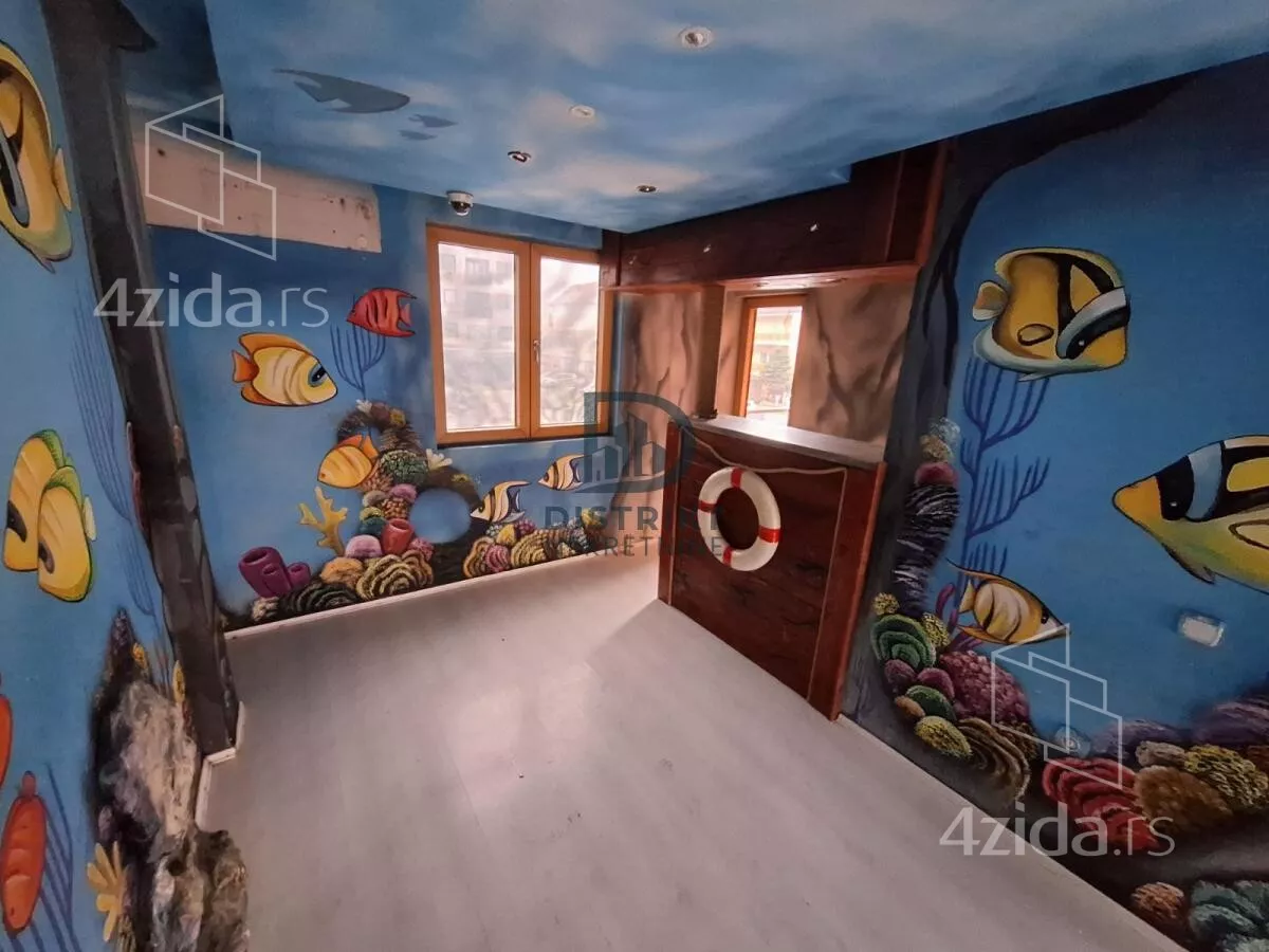 Poslovni prostor | 4zida