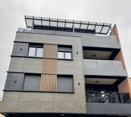 Autokomanda | 4zida.rs