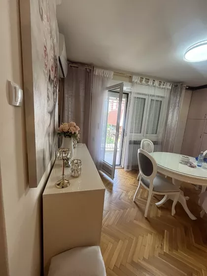 Mitropolita Pavla Nenadovića | 4zida.rs
