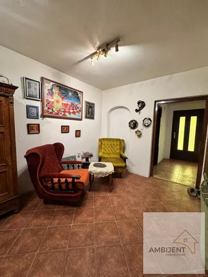 Novi Banovci | 4zida.rs