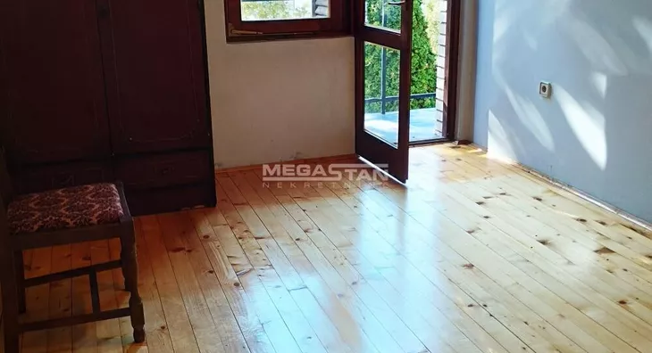 4-etažna kuća | 4zida