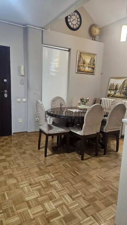 Crvenih hrastova | 4zida.rs