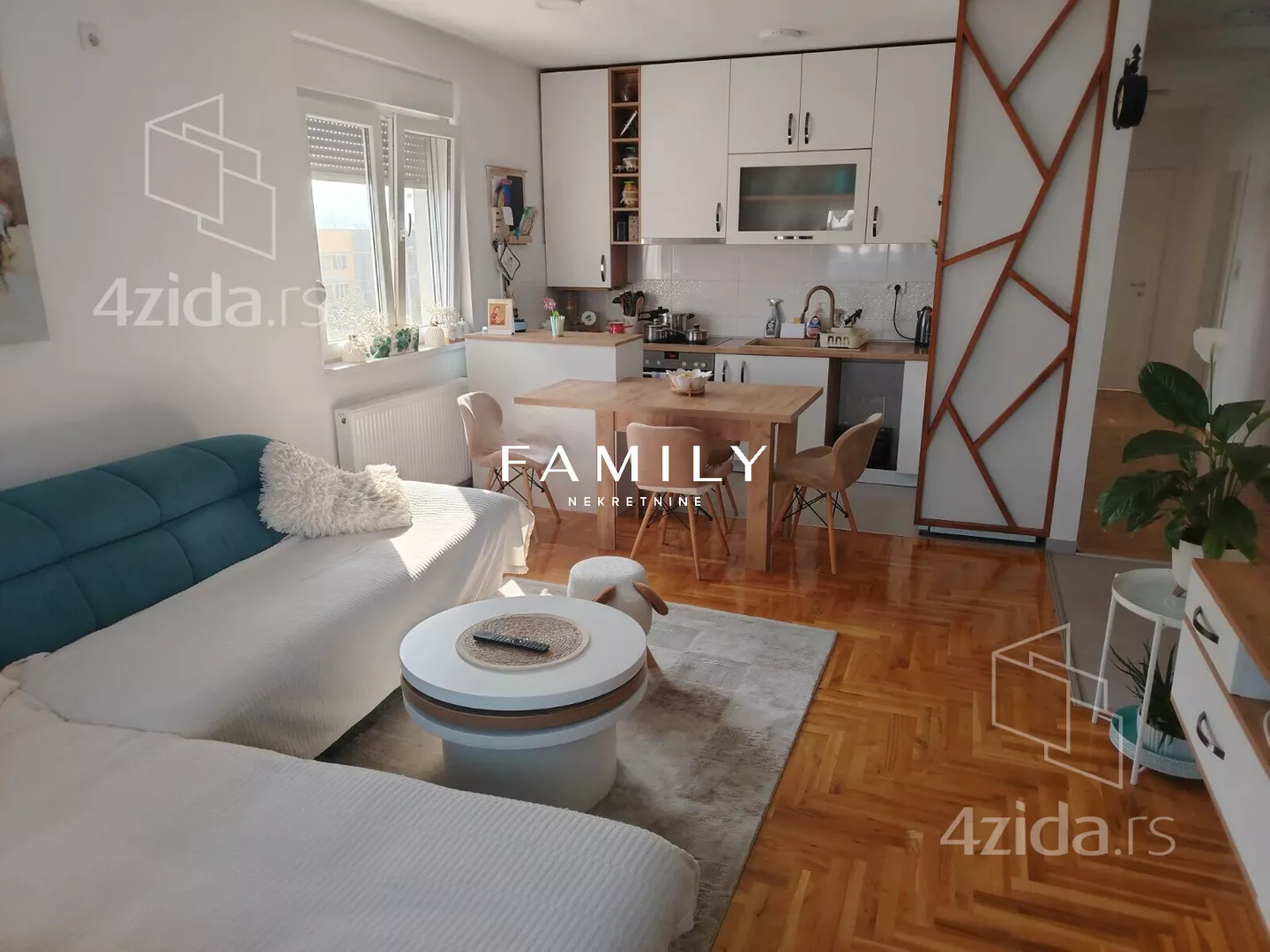 Troiposoban stan | 4zida