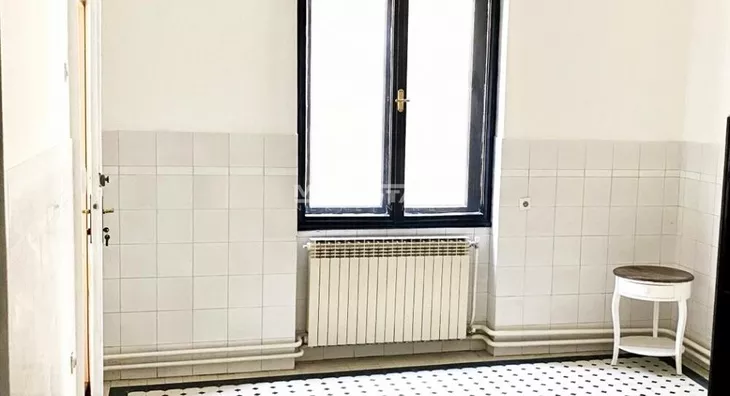 Petoiposoban stan | 4zida