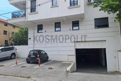 Admirala Vukovića | 4zida.rs