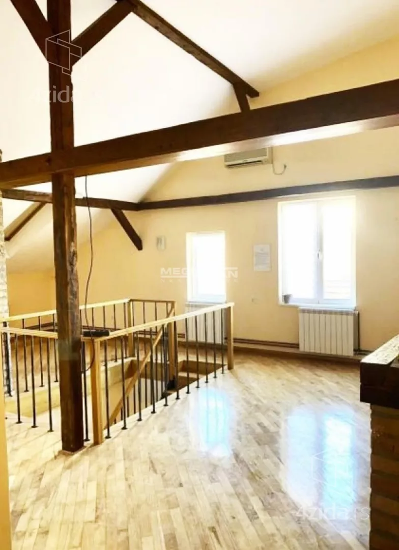 Petoiposoban stan | 4zida