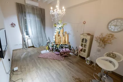 Milana Kašanina | 4zida.rs