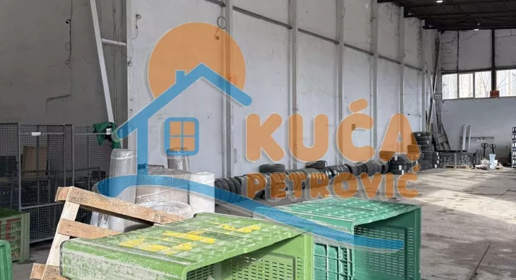Lokal | 4zida