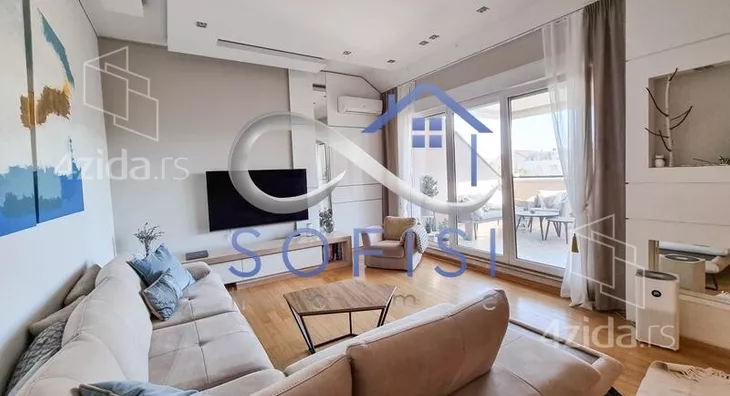 Petosoban stan | 4zida