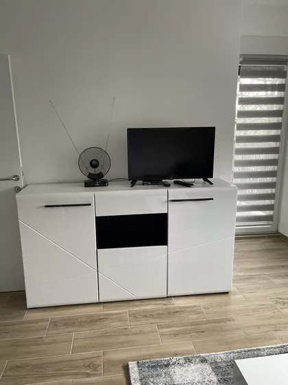 6. Oktobra | 4zida.rs