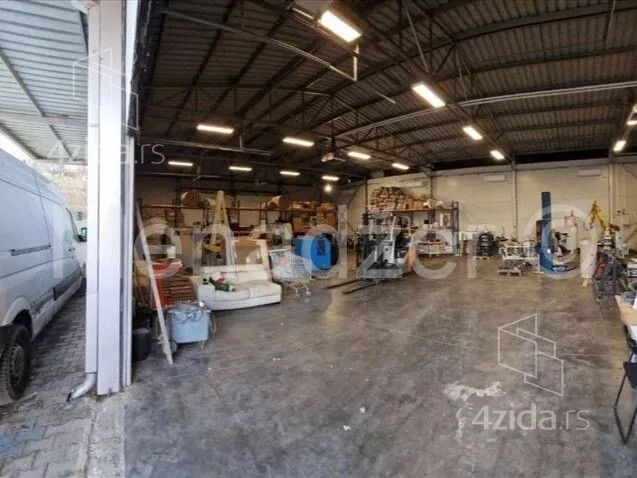 Poslovni prostor | 4zida