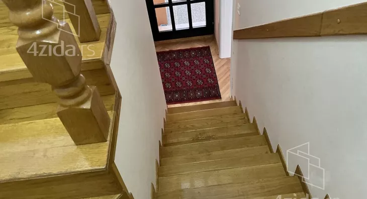 6-etažna kuća | 4zida