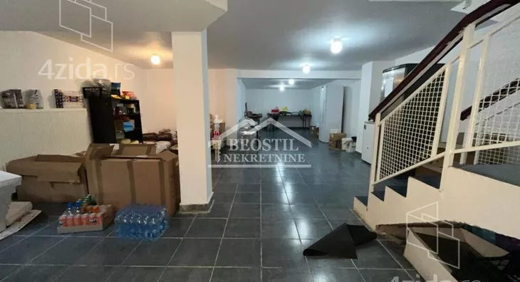 Poslovni prostor | 4zida