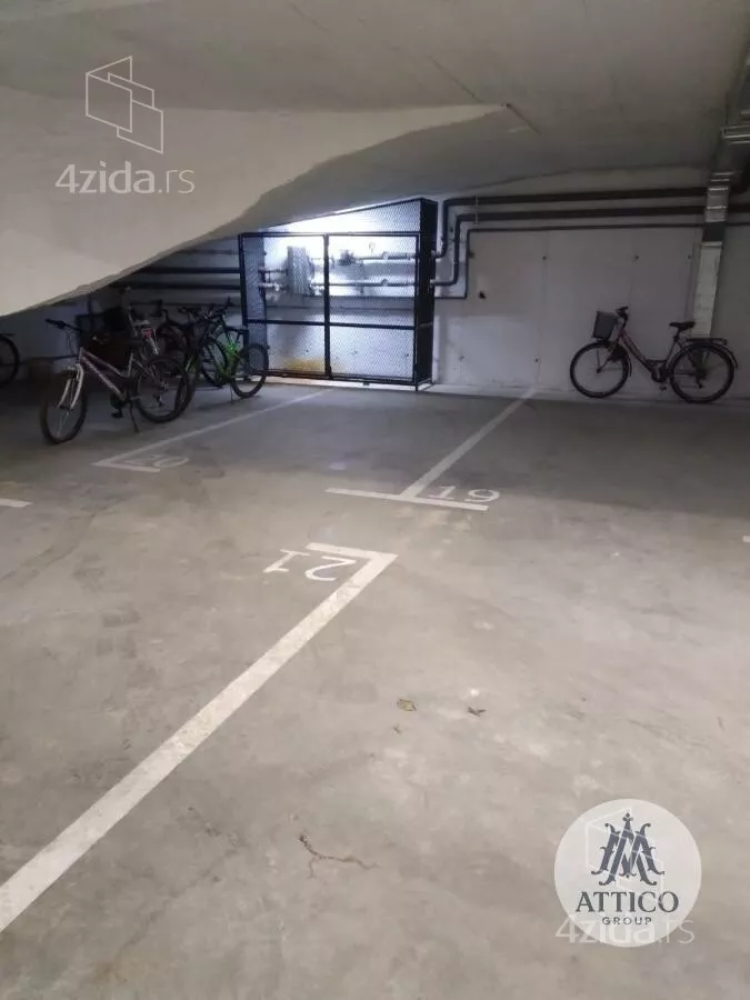 Garaža/Parking | 4zida
