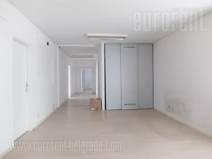 TRG REPUBLIKE | 4zida.rs