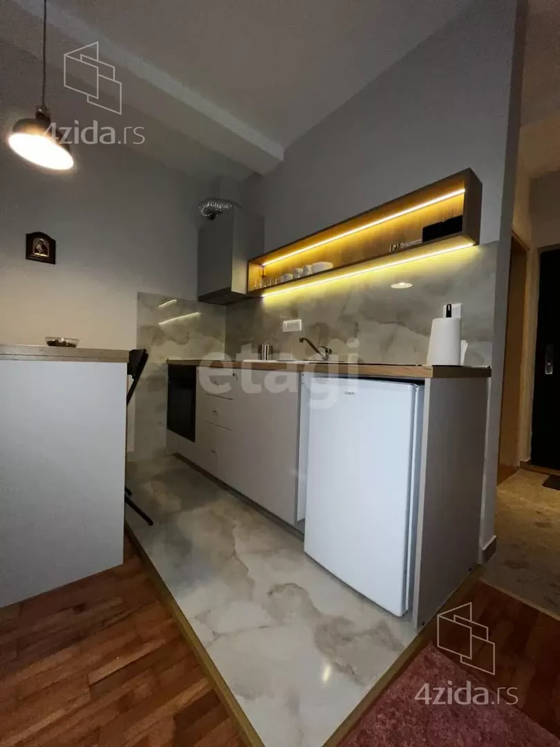 Garsonjera | 4zida