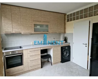 Pariske komune | 4zida.rs