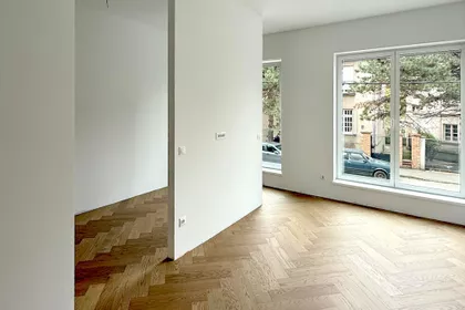 Internacionalnih Brigada | 4zida.rs