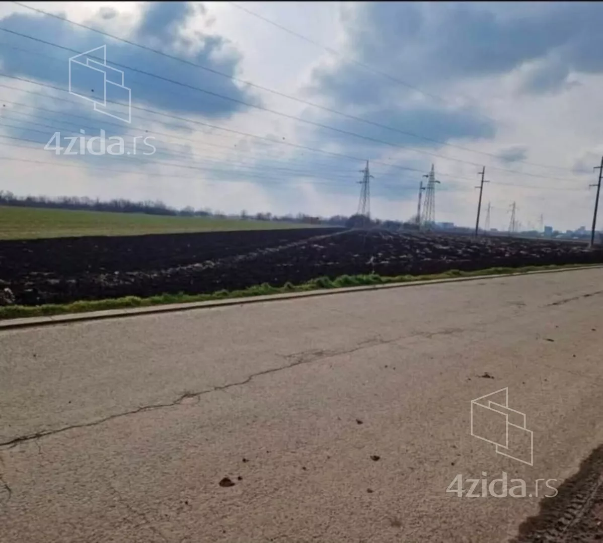 Građevinsko zemljište | 4zida