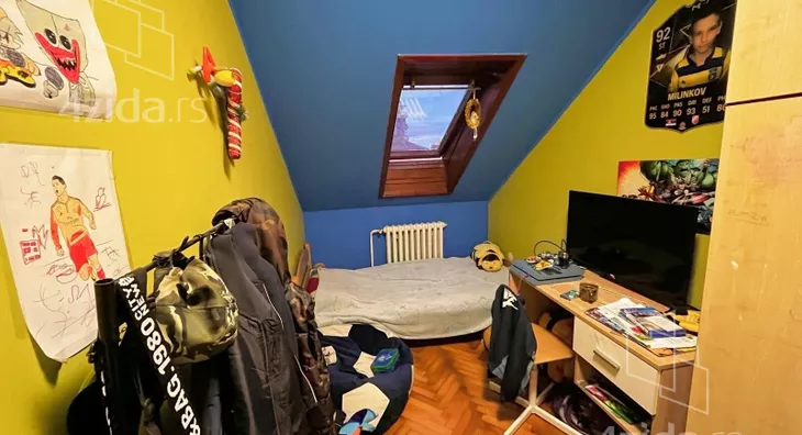 Četvoroiposoban stan | 4zida