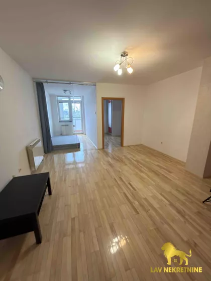 BULEVAR EVROPE | 4zida.rs