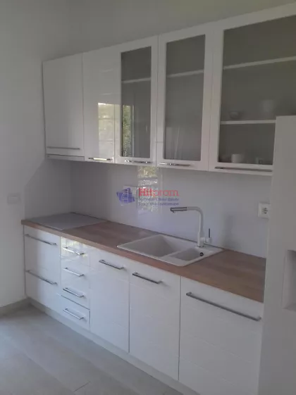 Skender Begova | 4zida.rs