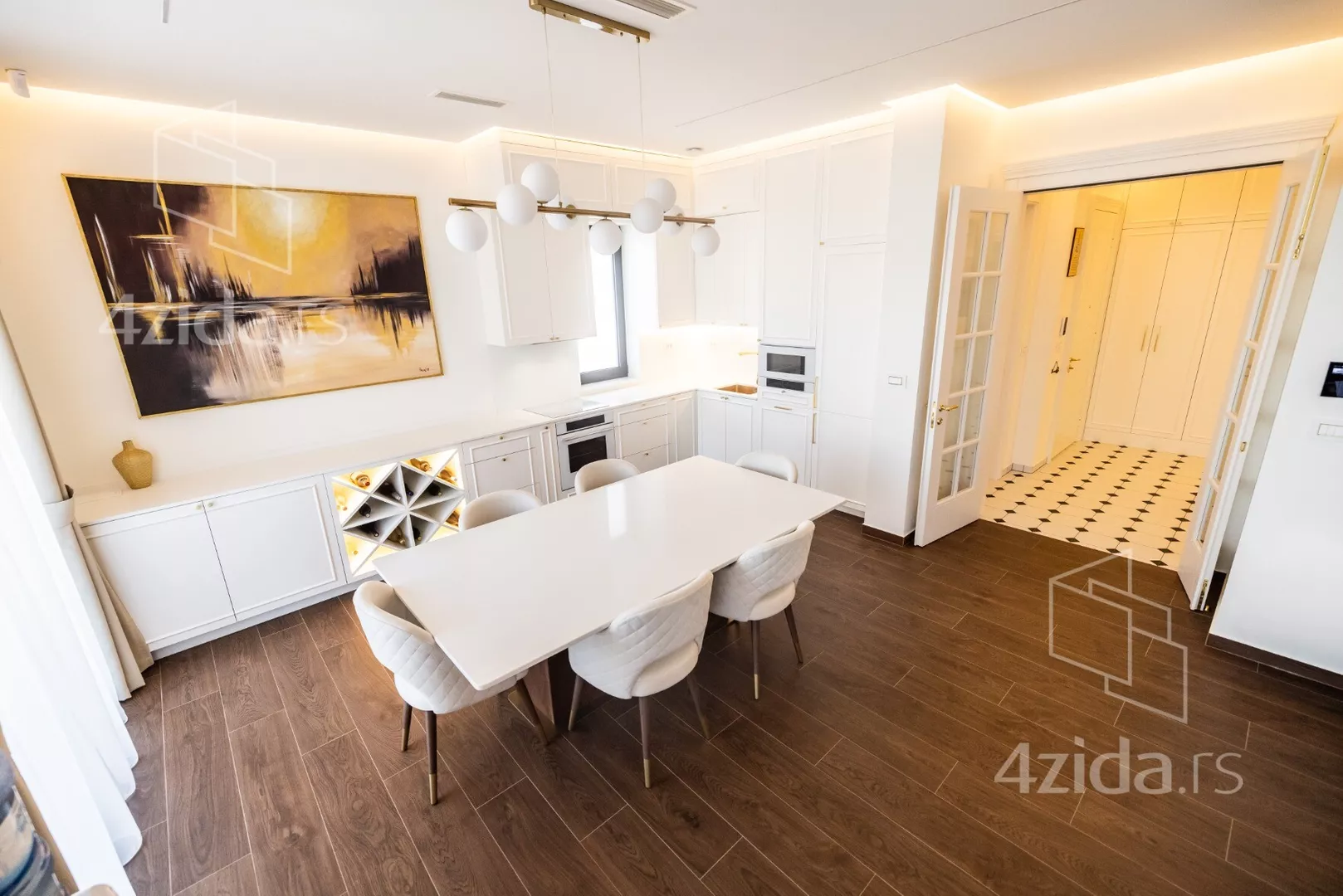 Četvorosoban stan | 4zida