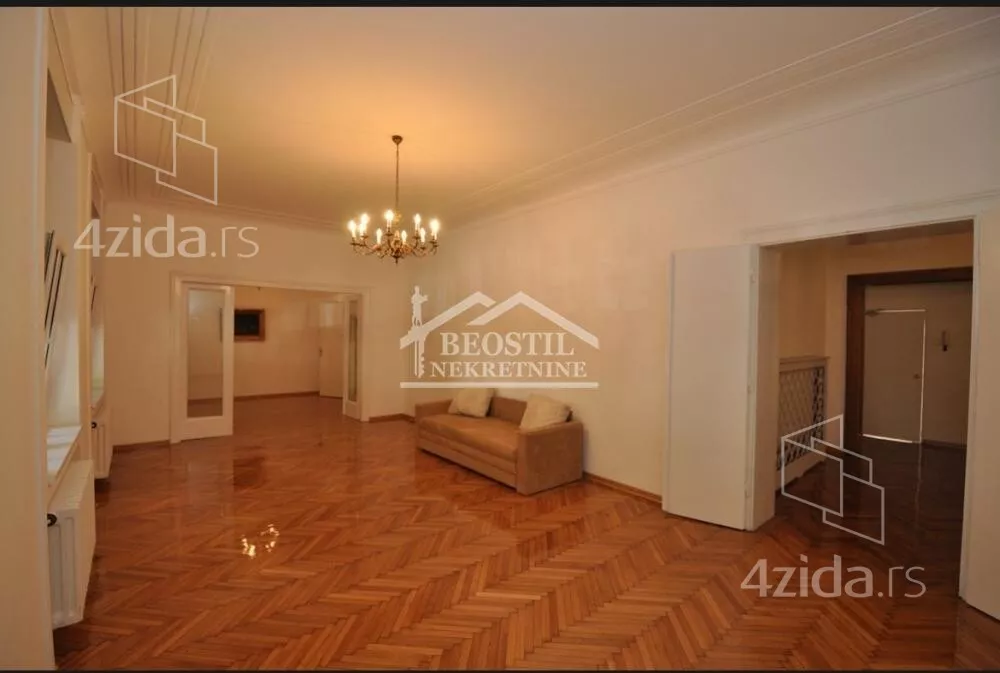 Šestosoban stan | 4zida