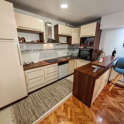 Omladinska | 4zida.rs