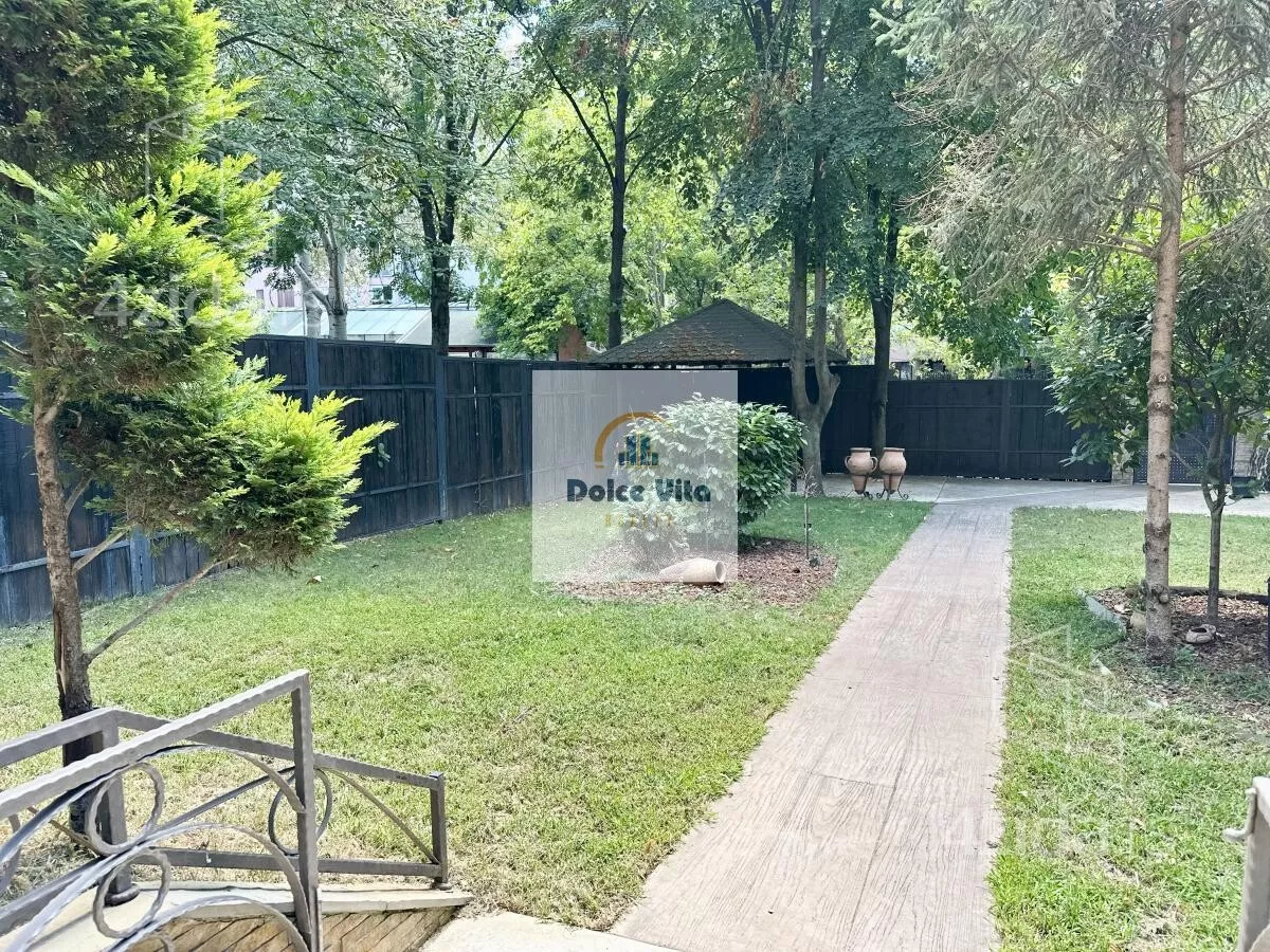 Šestosoban stan | 4zida