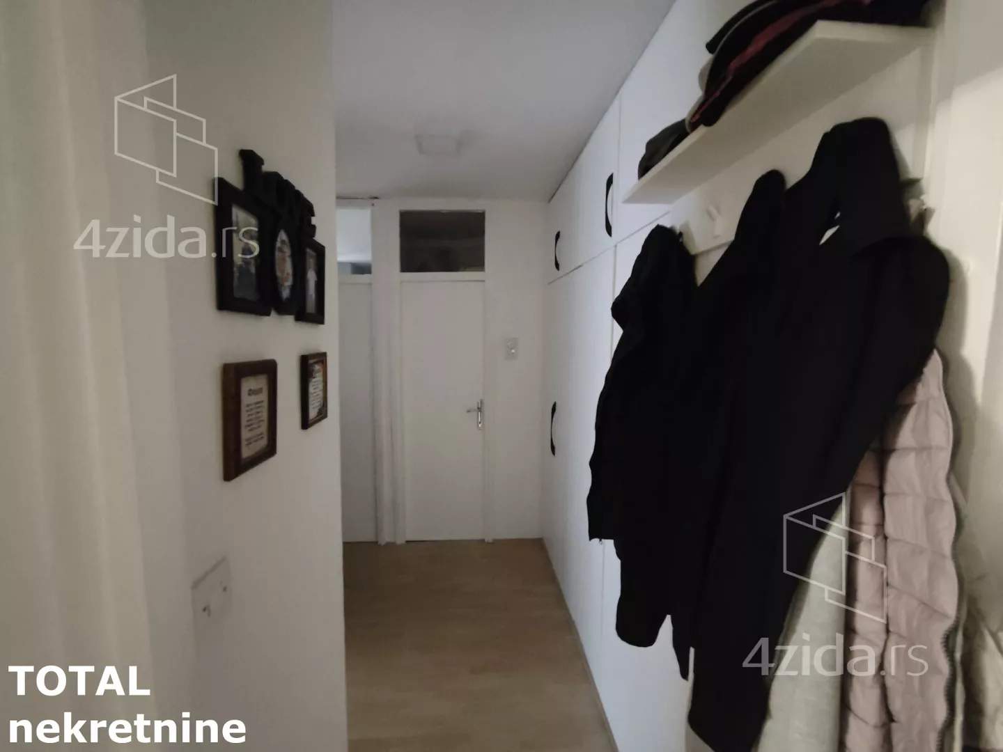 Troiposoban stan | 4zida