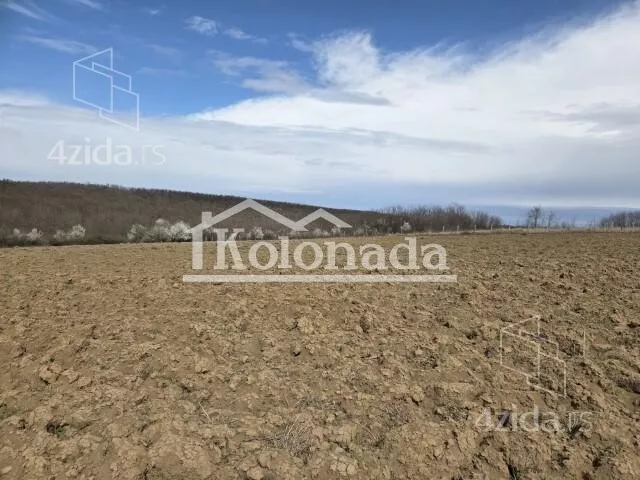 Poljoprivredno zemljište | 4zida