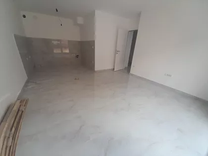 Trg Kosturnica | 4zida.rs