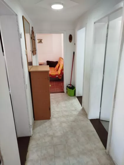 Potporučnika Govedarice 12 | 4zida.rs