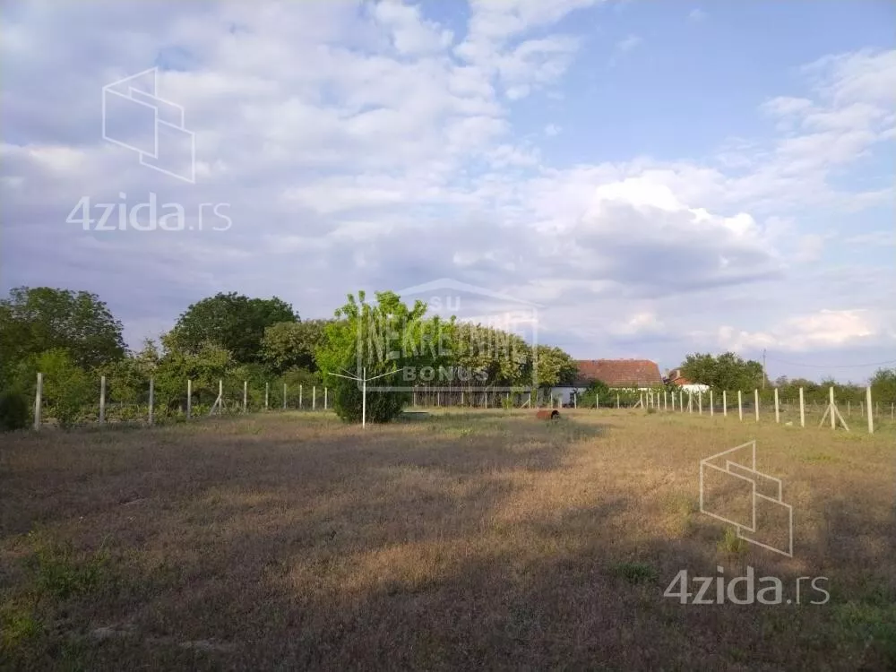Građevinsko zemljište | 4zida
