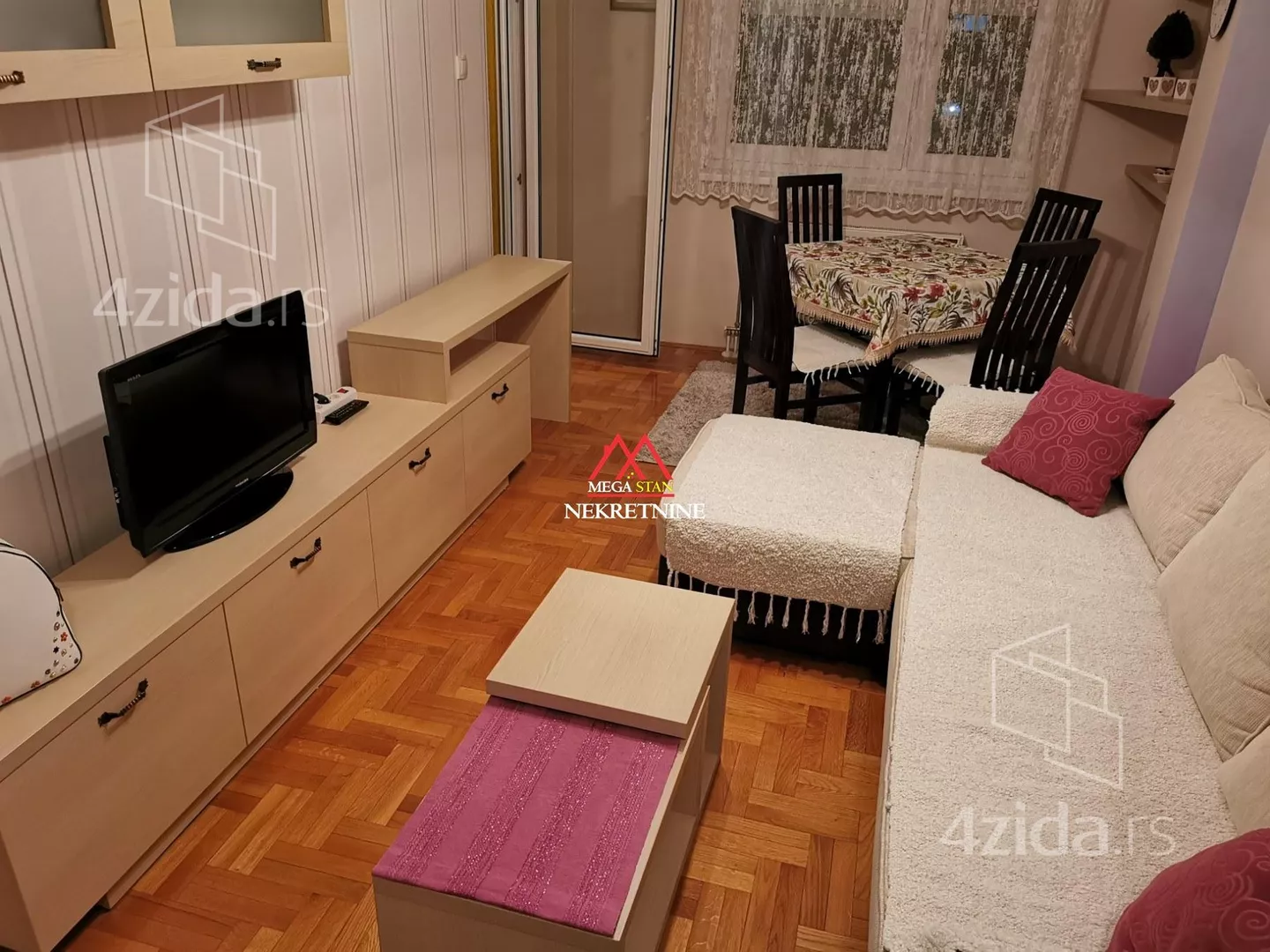 Jednoiposoban stan | 4zida
