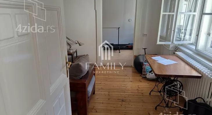 Četvoroiposoban stan | 4zida