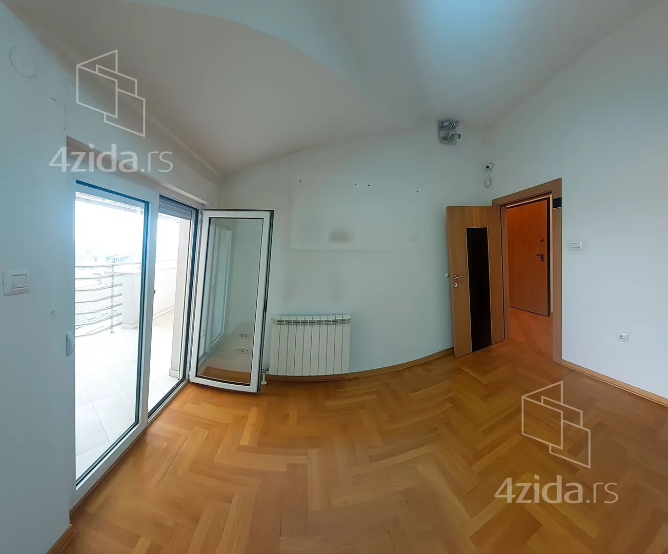 Petosoban stan | 4zida