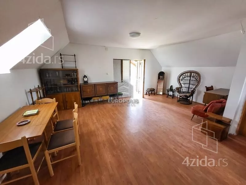 4-etažna kuća | 4zida
