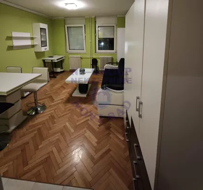 Radomira Raše Radujkova | 4zida.rs
