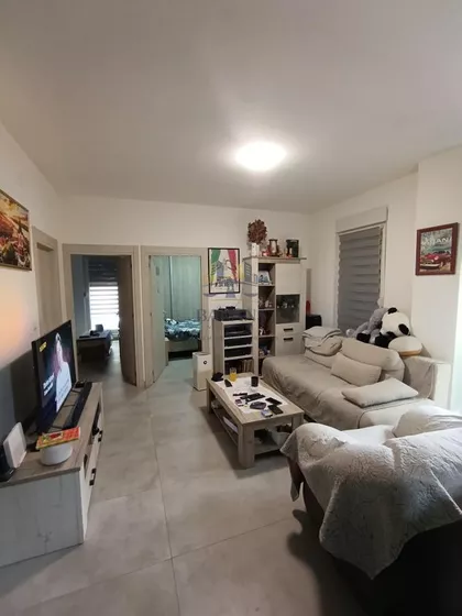 Stari Banovci | 4zida.rs