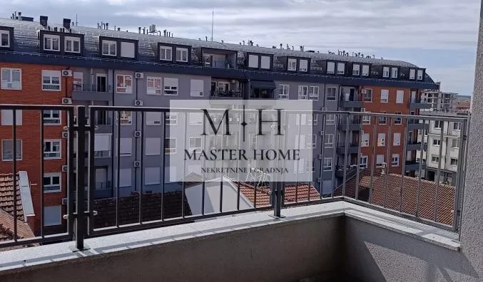 Petosoban stan | 4zida